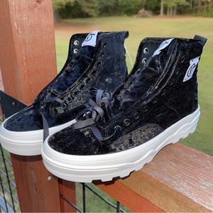 VANS Sk8-Hi Black Velvet Velour Sneakers Skateboarding Shoes